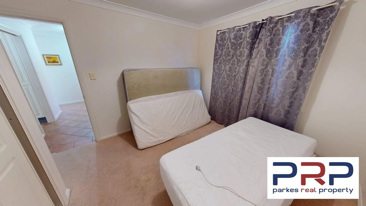 Additional image 16 of 4 Hazelbank Avenue, Parkes NSW 2870