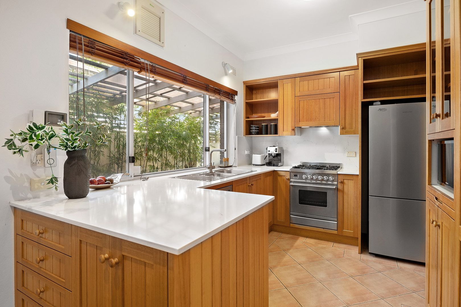 1/2 Hazelbank Road, Wollstonecraft NSW 2065, Image 2