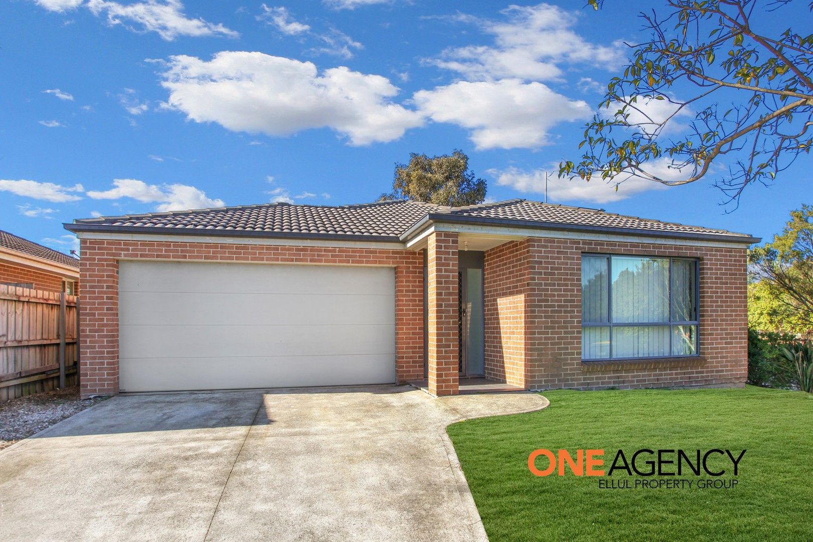 35 Ingleburn Gardens Drive, Bardia NSW 2565, Image 0