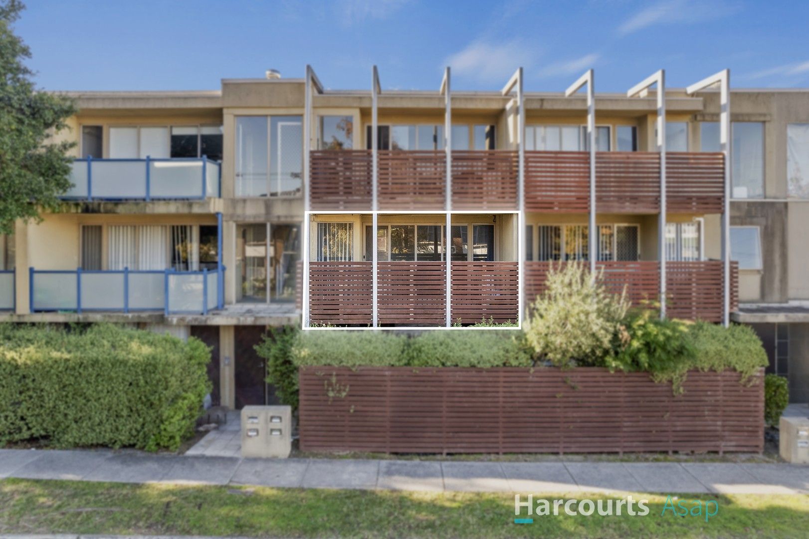 2 bedrooms Apartment / Unit / Flat in 5/9 King Street DANDENONG VIC, 3175