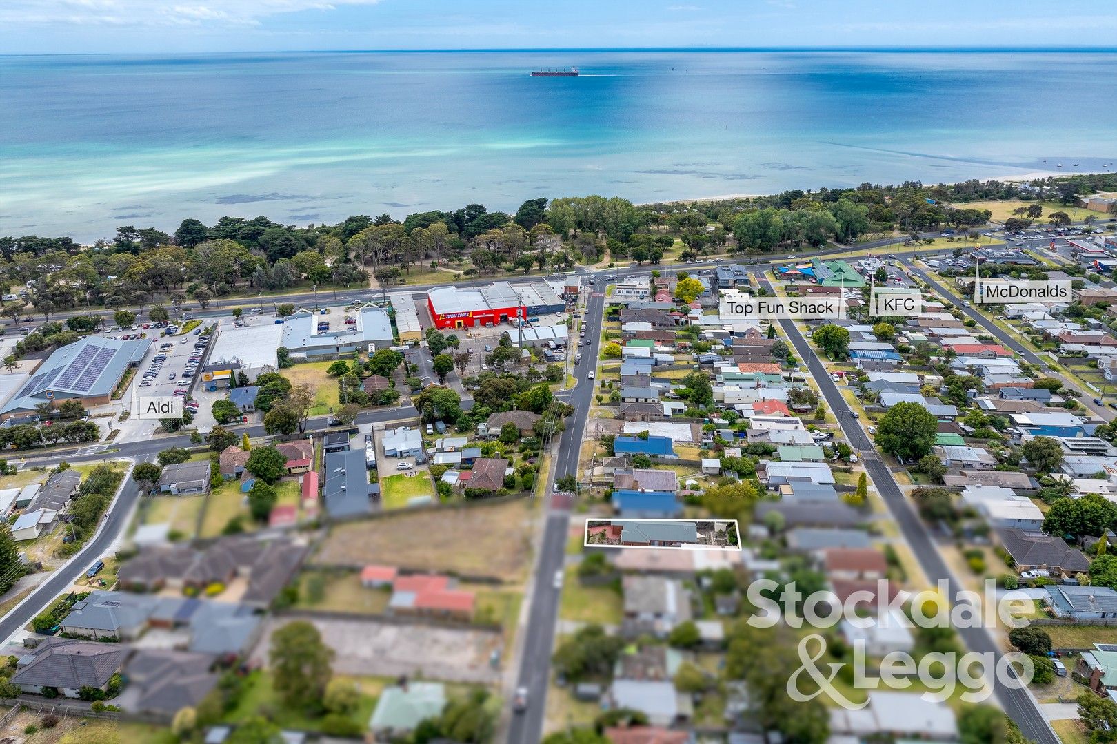 35 First Avenue, Rosebud VIC 3939, Image 0