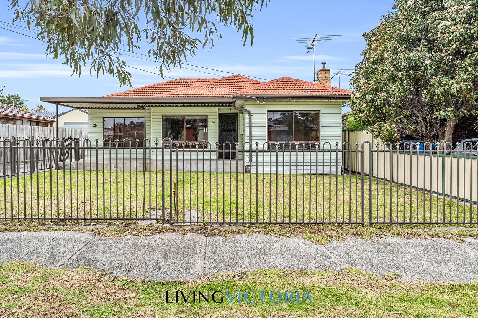 3 bedrooms House in 26 Camperdown Avenue SUNSHINE NORTH VIC, 3020