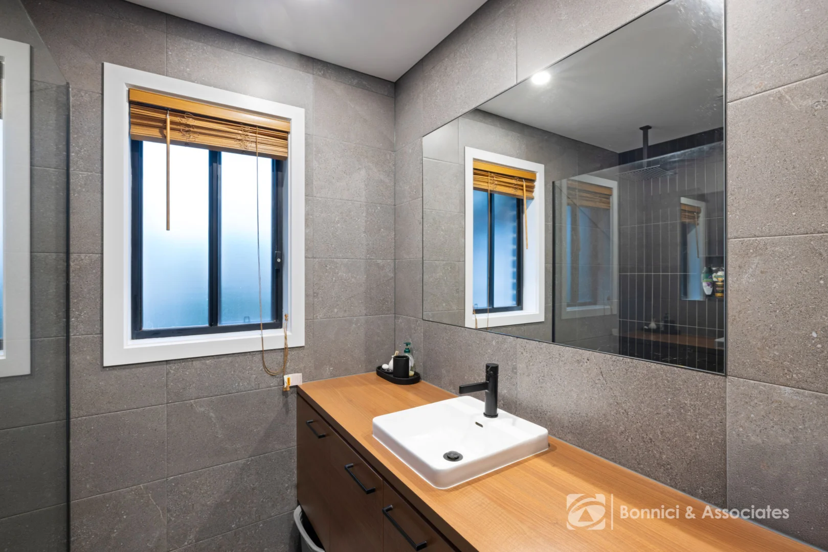 Additional image 10 of 10 Avenel Circuit, Wodonga VIC 3690