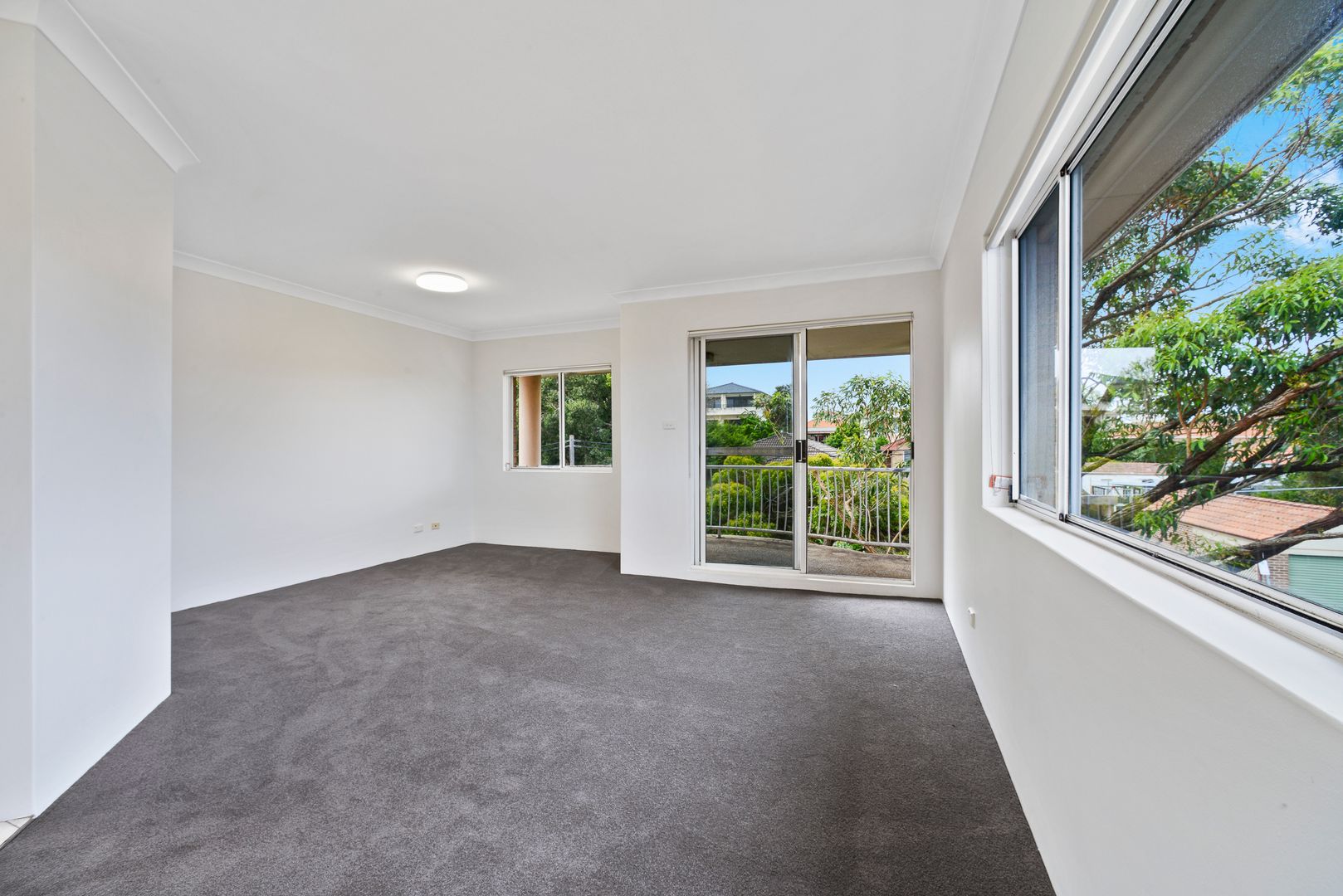 9 270 Maroubra Road Maroubra Nsw 2035 Apartment For Rent 680 Domain
