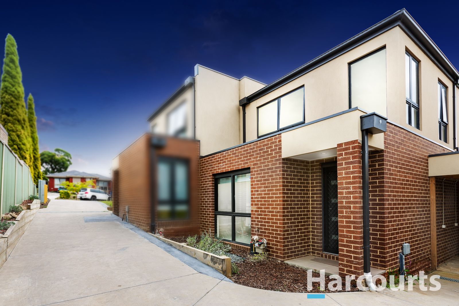 2/8 Moore Road, Hallam VIC 3803, Image 0