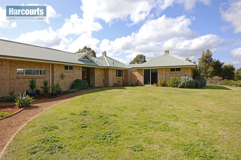 28 Simmental Grove, Lower Chittering WA 6084, Image 1