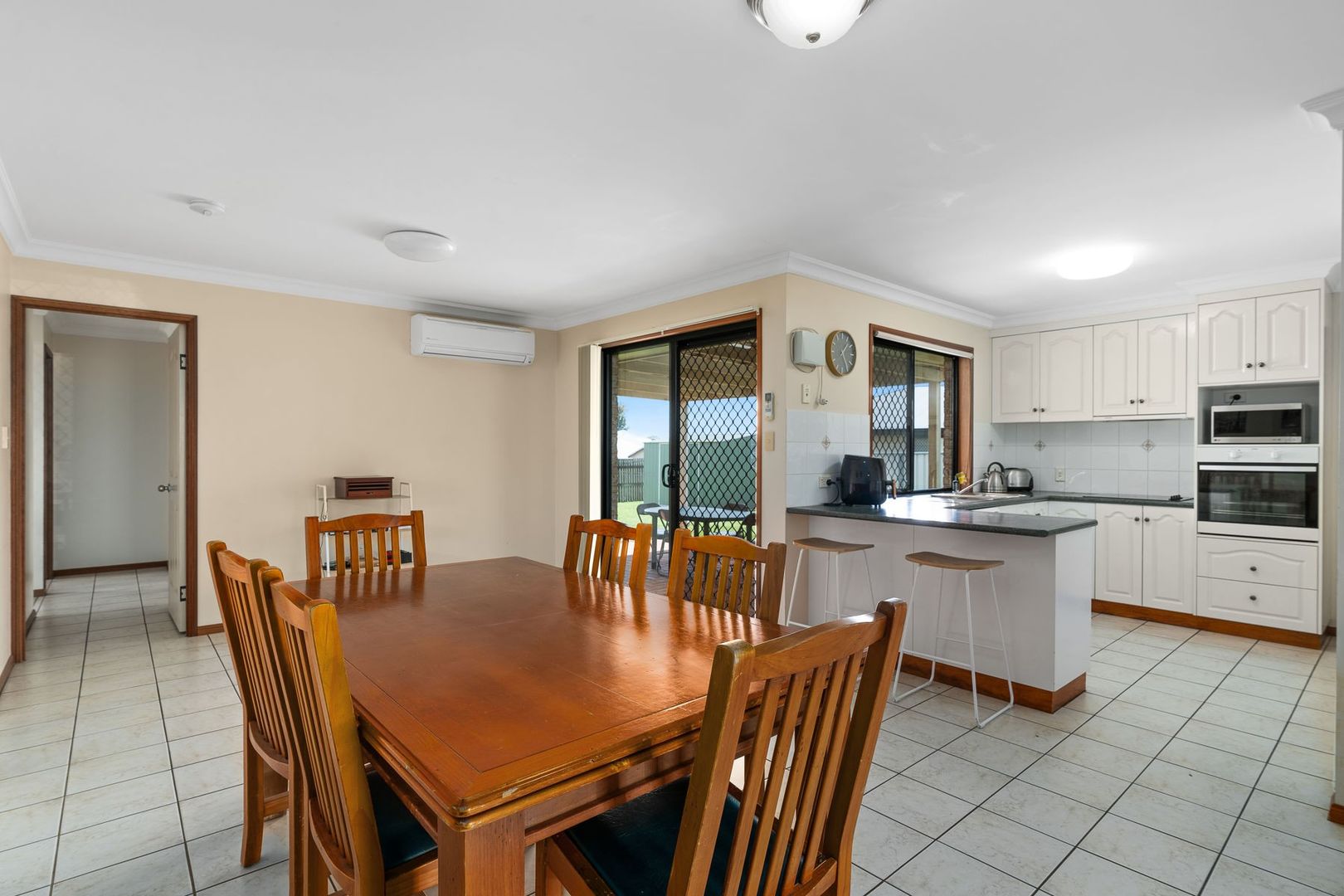 539 Hume Street, Kearneys Spring QLD 4350, Image 2