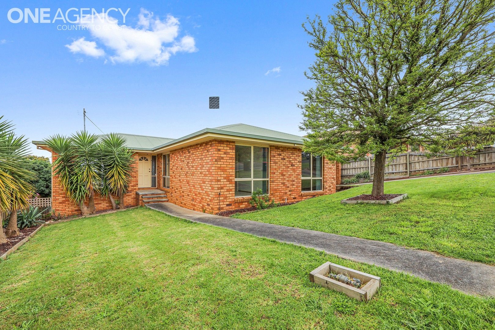 3 bedrooms House in 32 North Road WARRAGUL VIC, 3820
