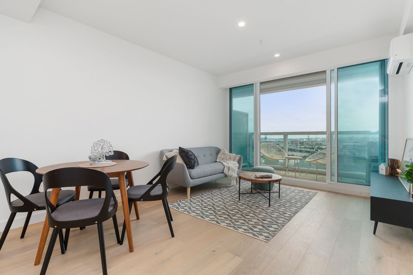 M1403/168 Macaulay Road, North Melbourne VIC 3051, Image 2