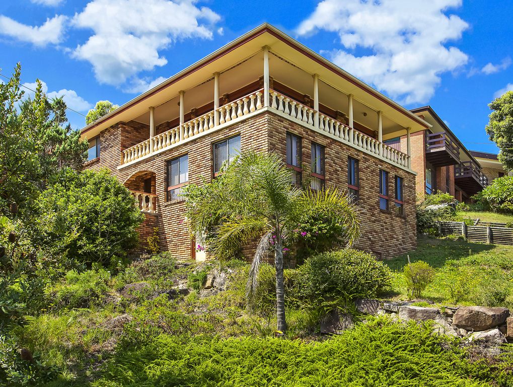 23 Henrys Road, Forresters Beach NSW 2260