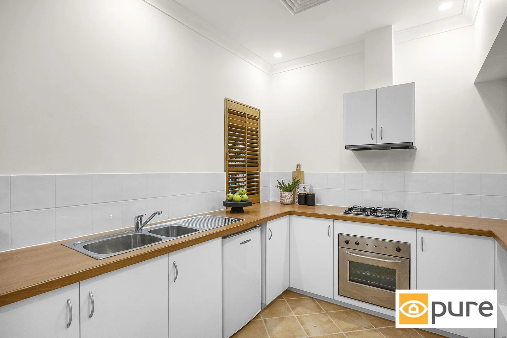 Additional image 11 of 82A Waratah Avenue, Dalkeith WA 6009