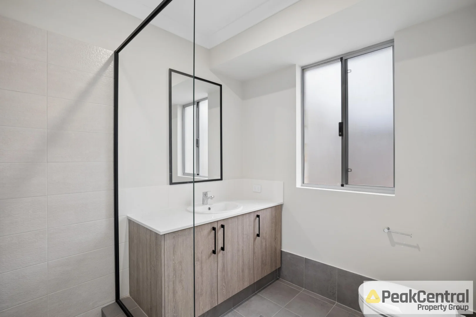 Additional image 4 of 54 Glimmer Loop, Bennett Springs WA 6063