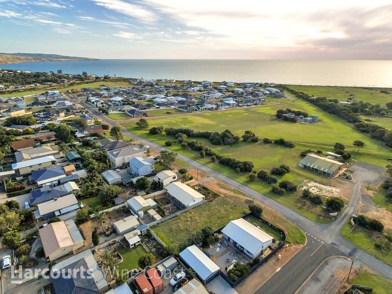 18 Riviera Road, Sellicks Beach SA 5174, Image 2