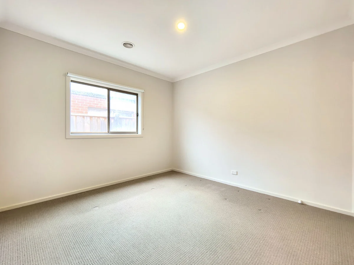 Additional image 7 of 102 Evesham Drive, Point Cook VIC 3030