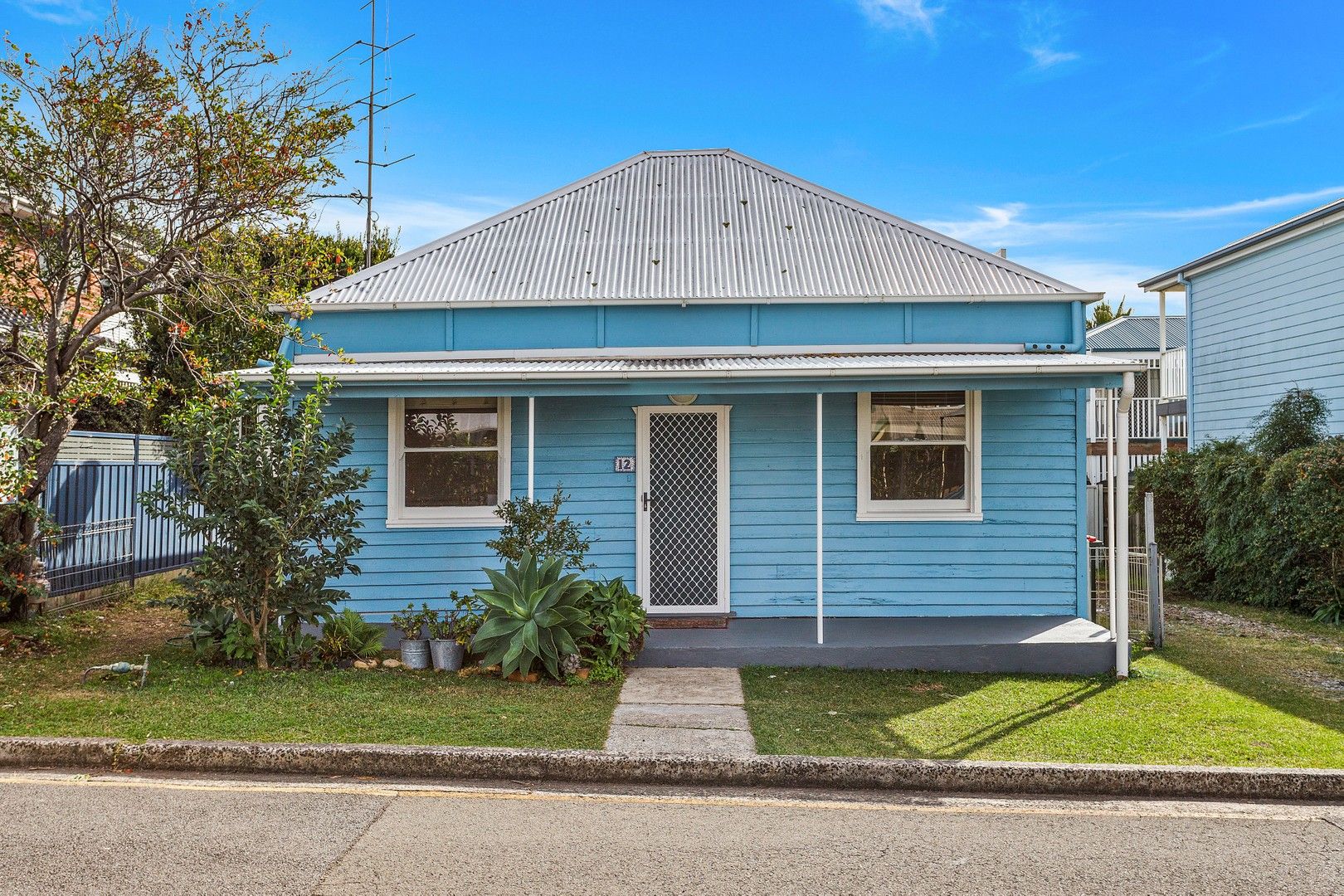 3 bedrooms House in 12 Wilson Street SHELLHARBOUR NSW, 2529