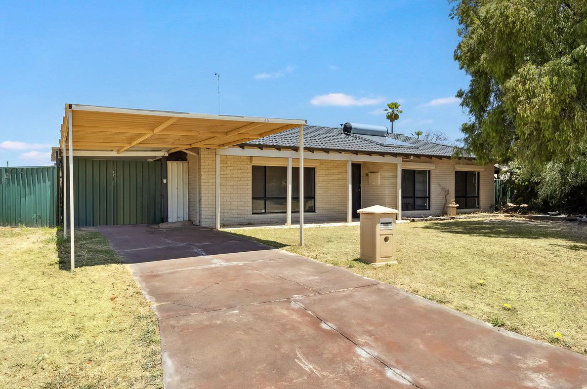 3 bedrooms House in 11 Mataitai Loop COOLOONGUP WA, 6168