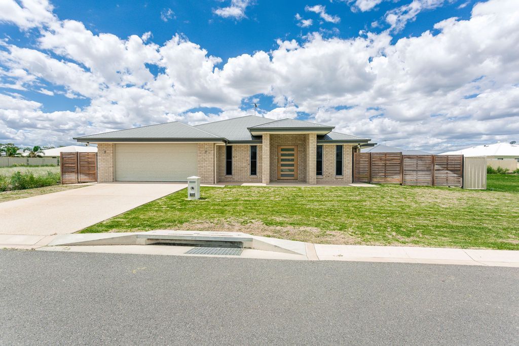 70 Canterbury Road, Emerald QLD 4720, Image 0