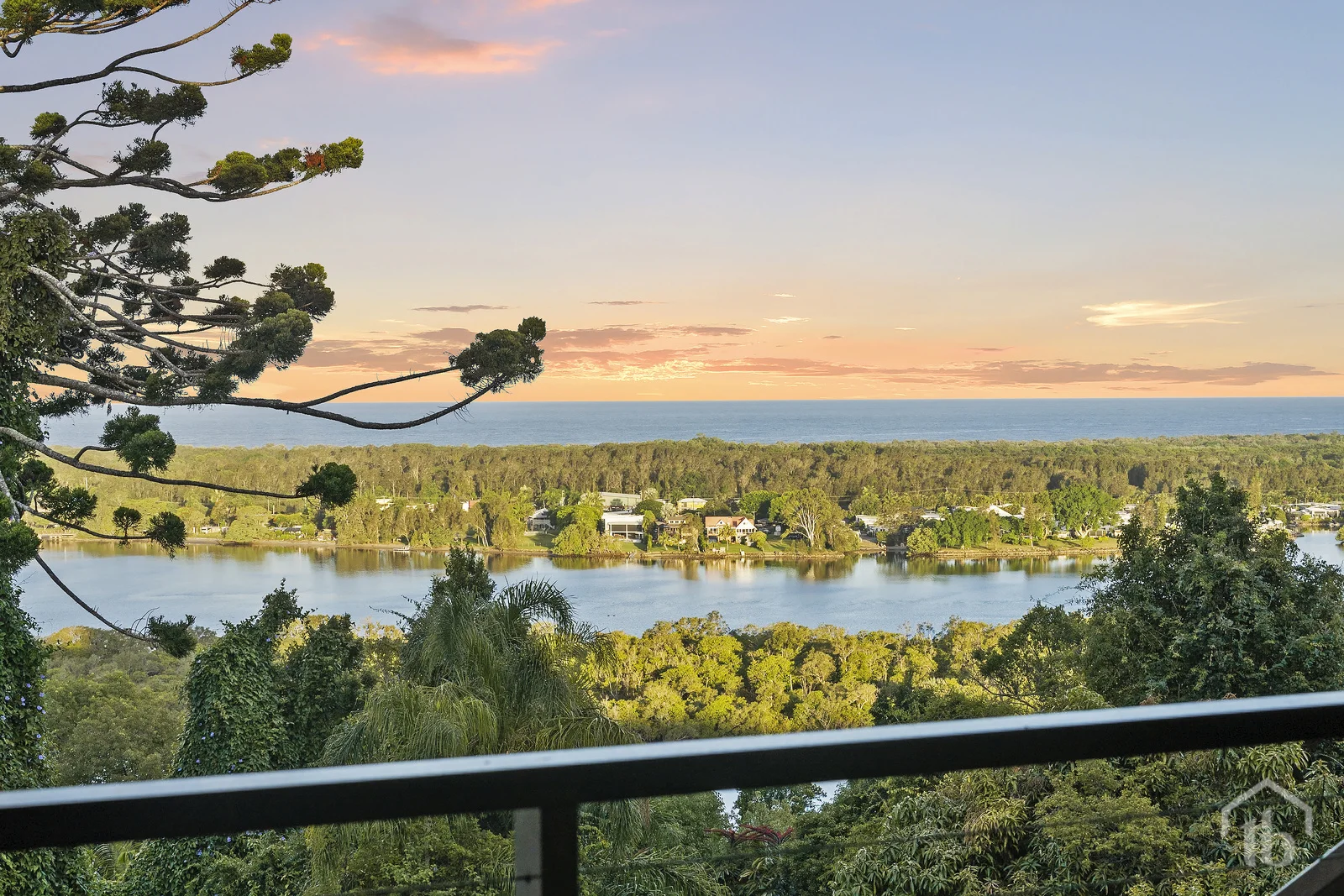 56 Terranora Road, Banora Point NSW 2486