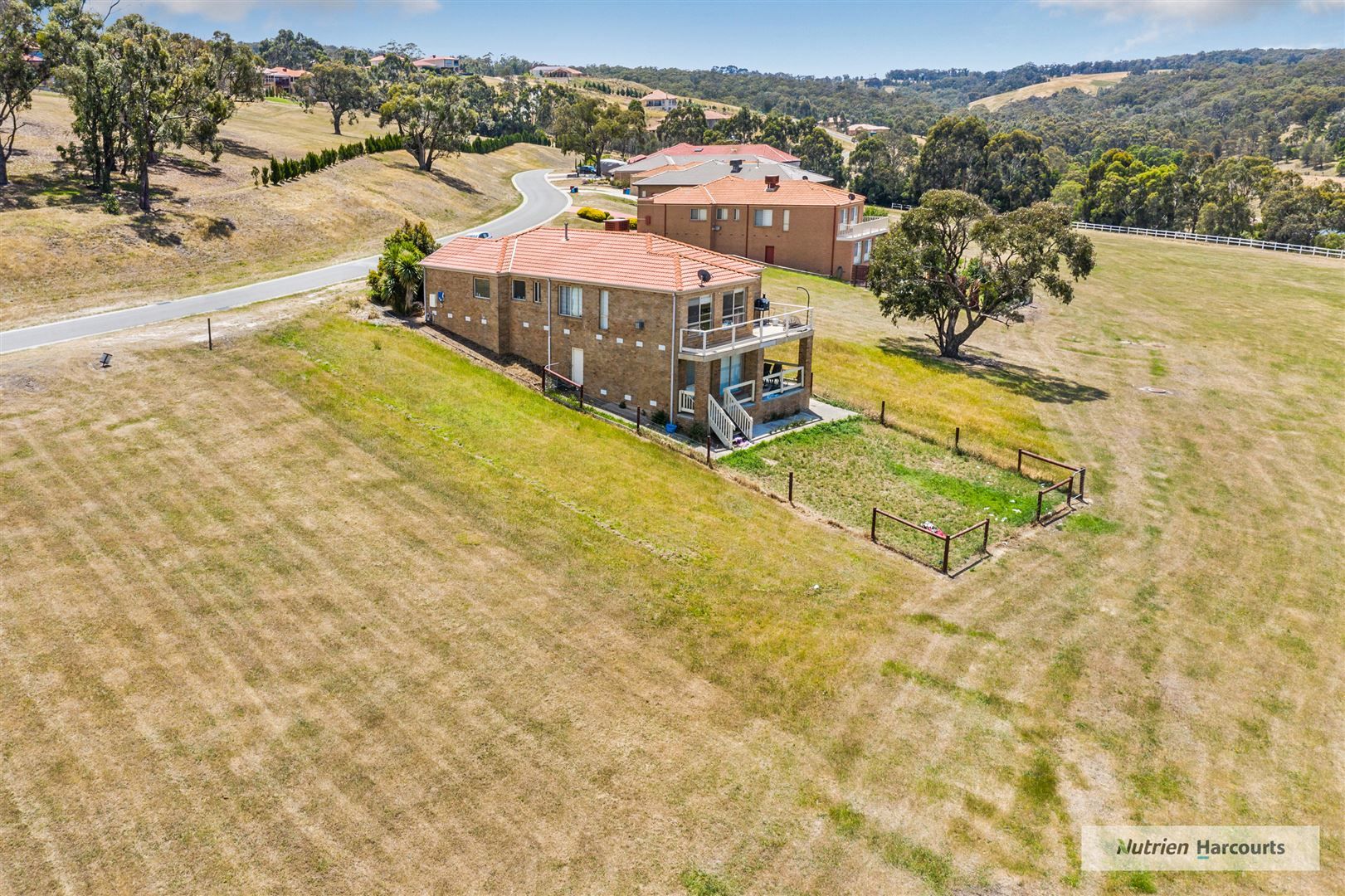 33 Siena Way, Hidden Valley VIC 3756 Domain