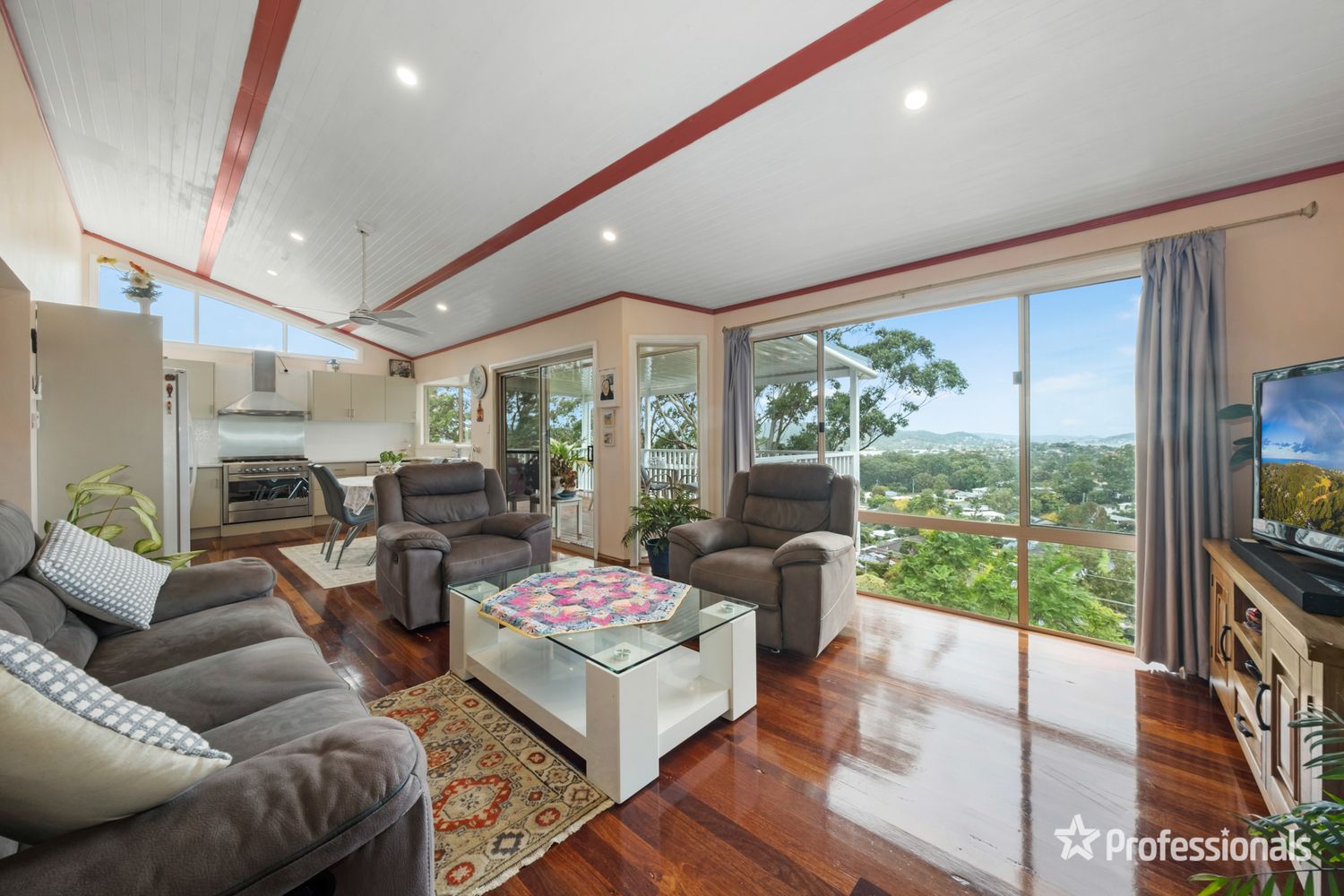 12 Margaret Rose Drive, East Gosford Property History & Address Research Domain