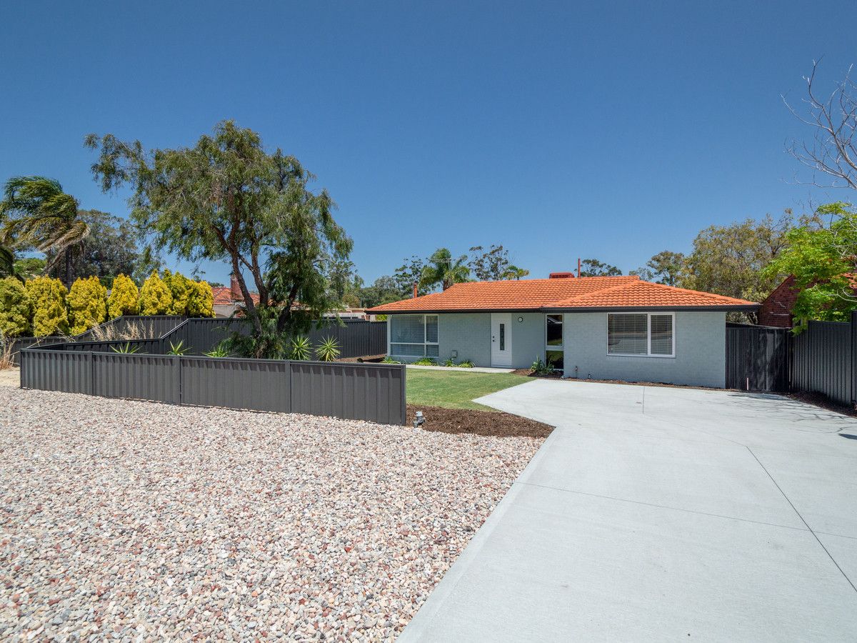 18 Delcomyn Place, Craigie WA 6025, Image 0