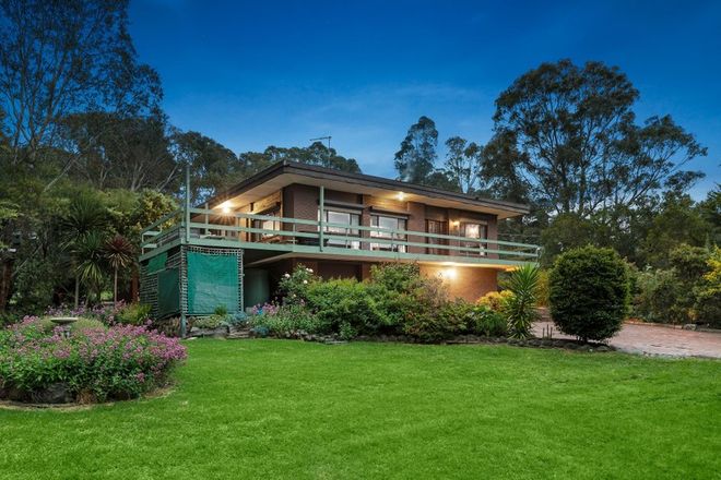 Picture of 1 Caroline Crescent, HURSTBRIDGE VIC 3099