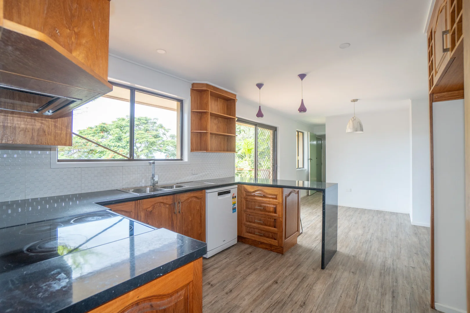 Additional image 17 of 8 Anthonys Rest, Qunaba QLD 4670