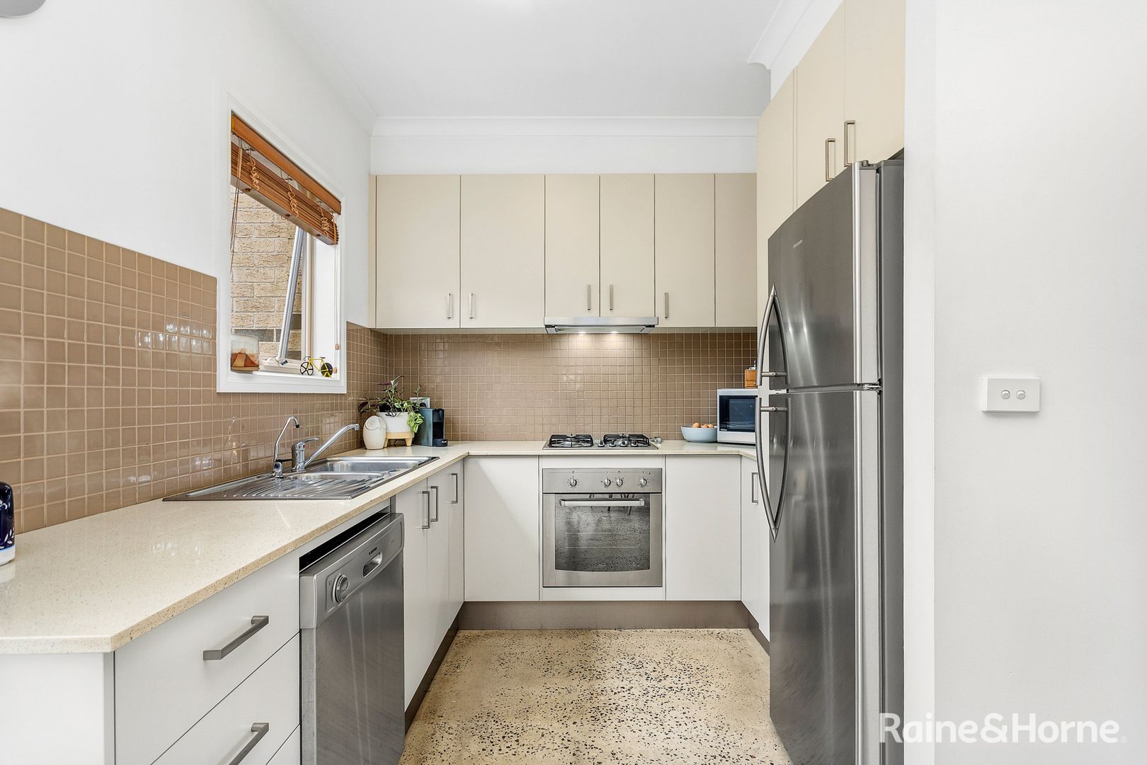 4/34-36 Stenhouse Avenue, Brooklyn VIC 3012, Image 1