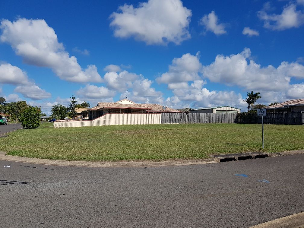 2 King Richard Court, Urangan QLD 4655, Image 2