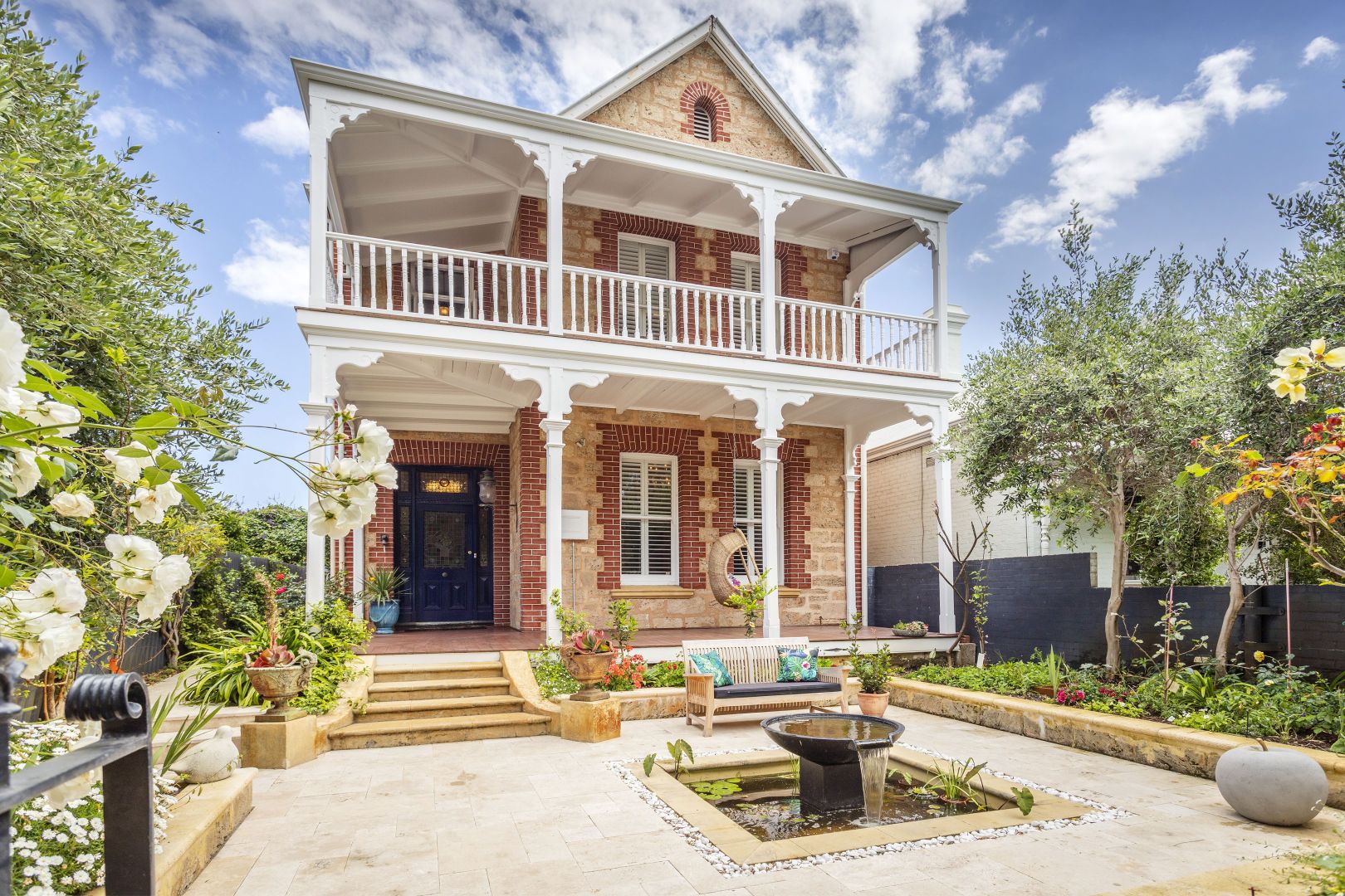 91 Bay View Terrace, Claremon | Property History & Address Research ...