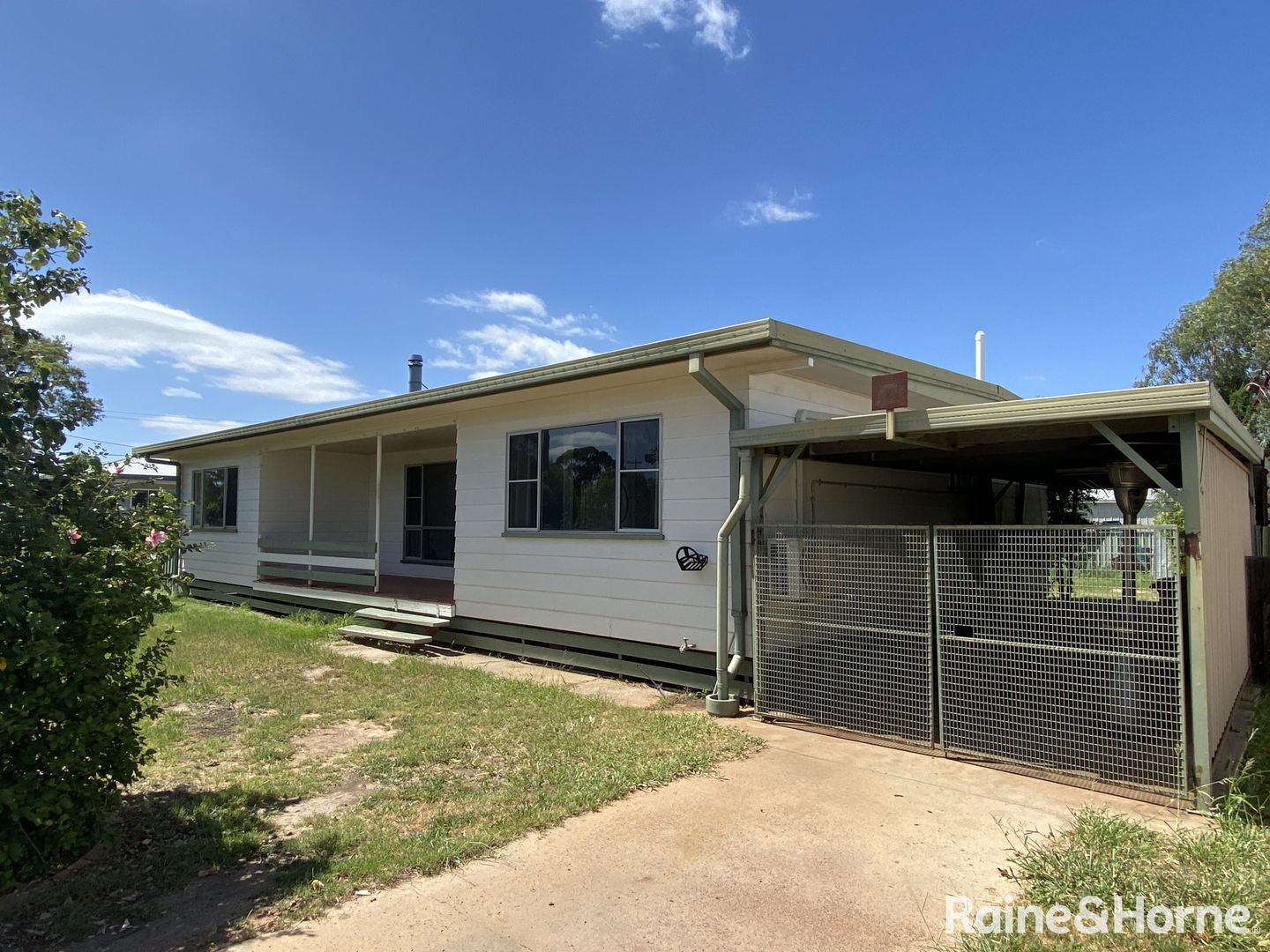 4 Hasted Street, Roma QLD 4455 Domain