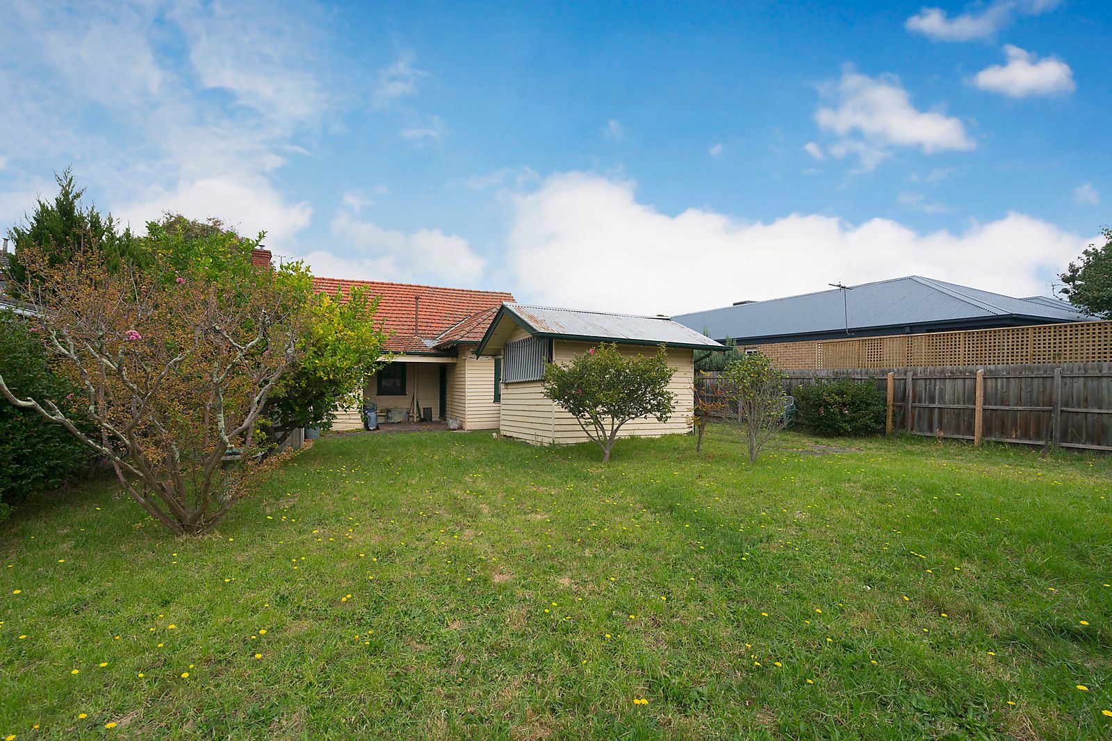 26 Macgowan Avenue, Glen Huntly VIC 3163, Image 1