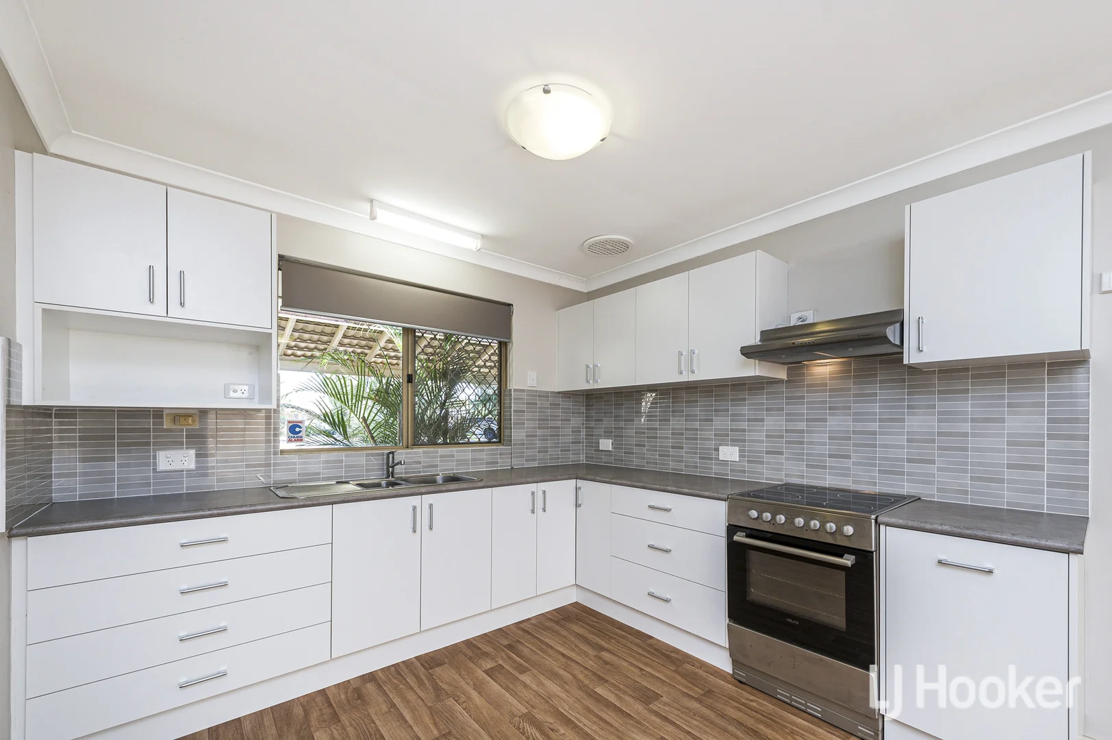 Additional image 9 of 2/20 Charlton Place, Thornlie WA 6108