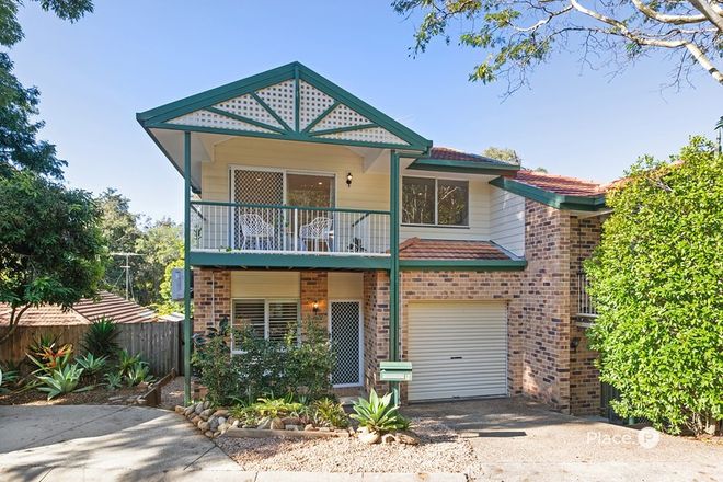 Picture of 10 Hillside Crescent, SEVEN HILLS QLD 4170