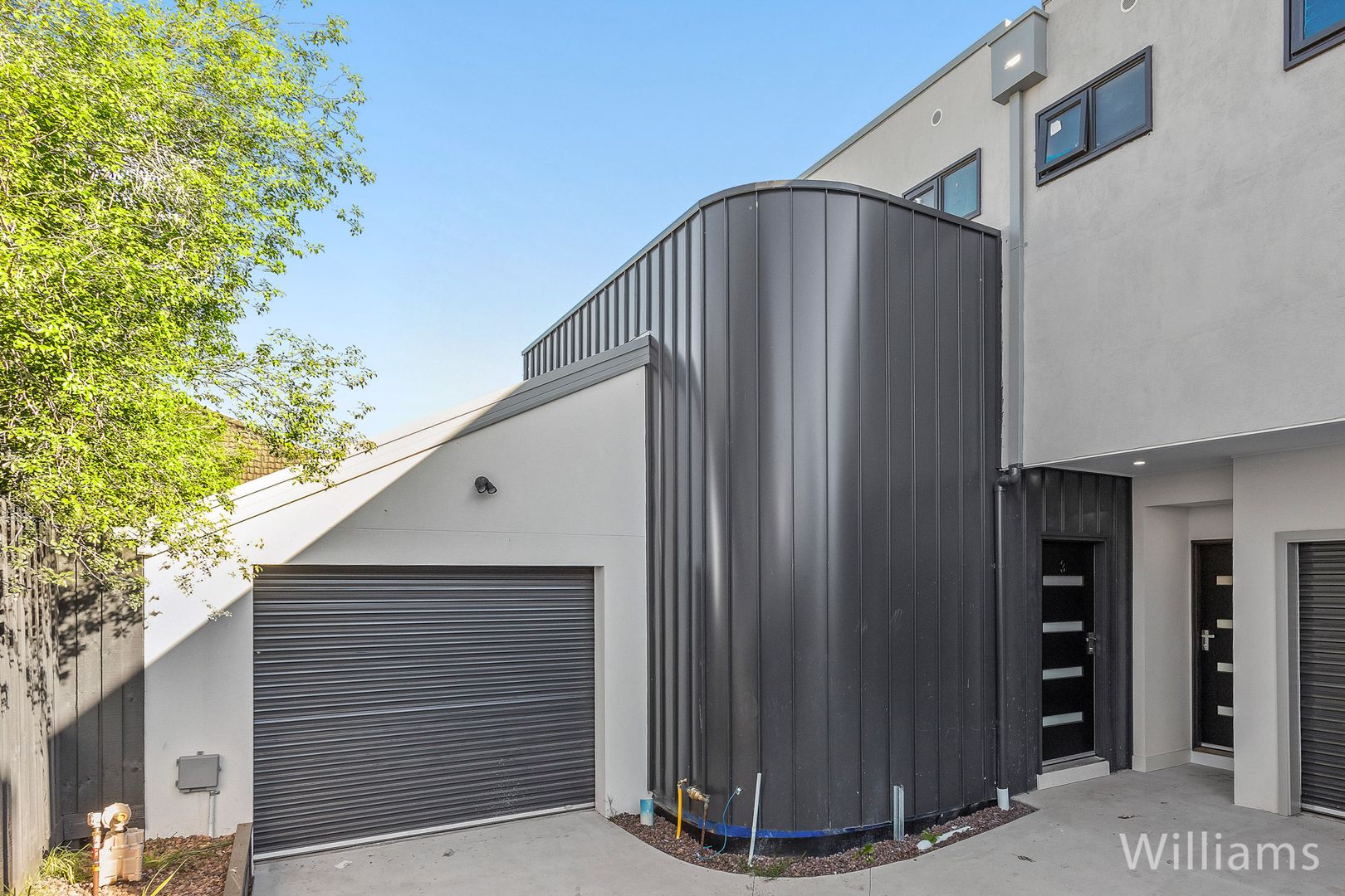 2 bedrooms Townhouse in 3/223 Woods Street NEWPORT VIC, 3015