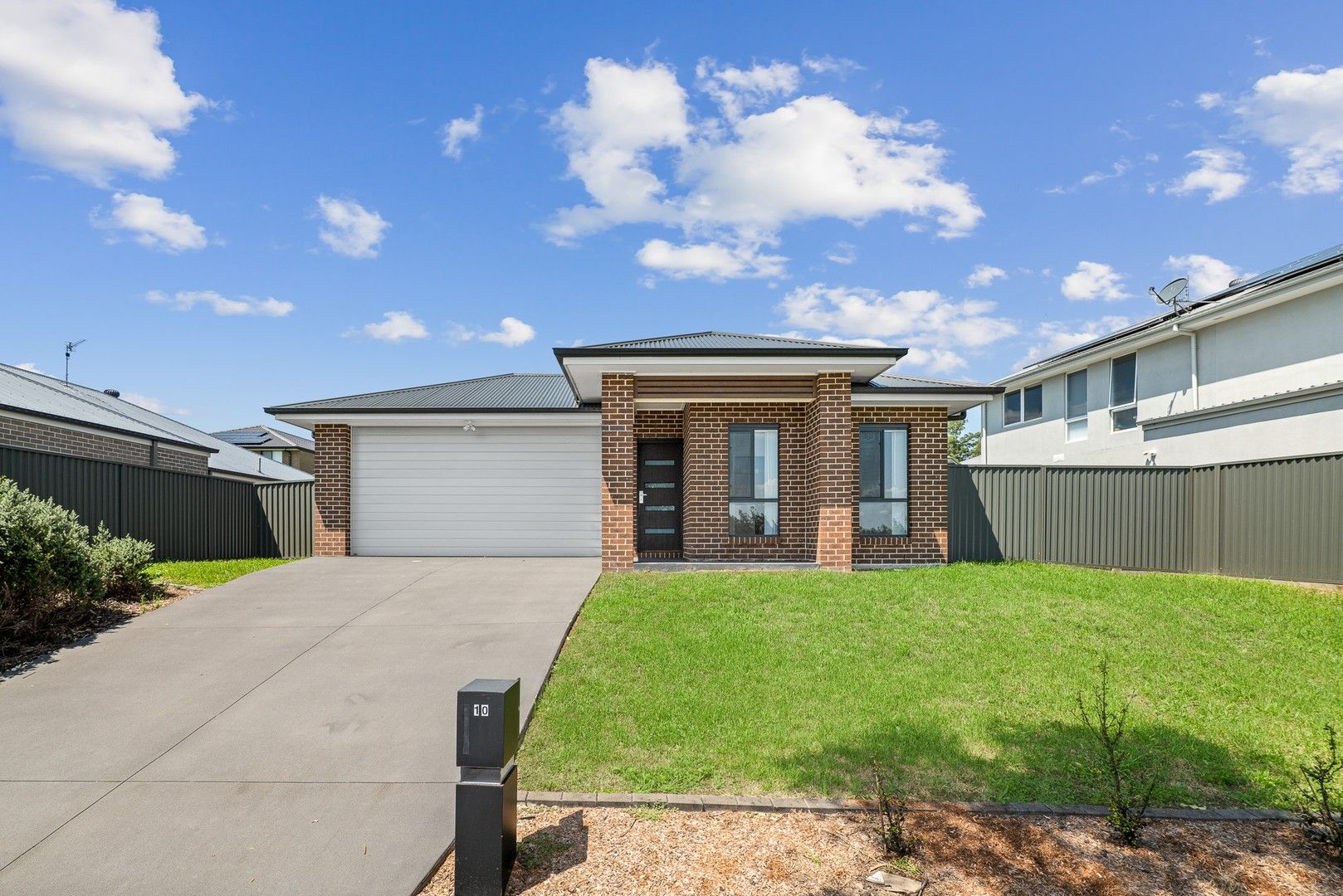 4 bedrooms House in 10 Milkhouse Drive RAYMOND TERRACE NSW, 2324