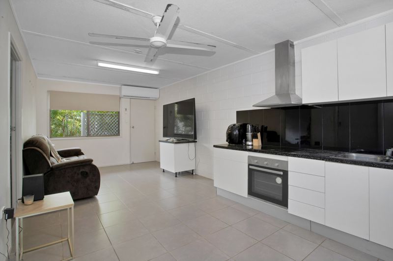 7/22 Pacific Drive, Blacks Beach QLD 4740, Image 2