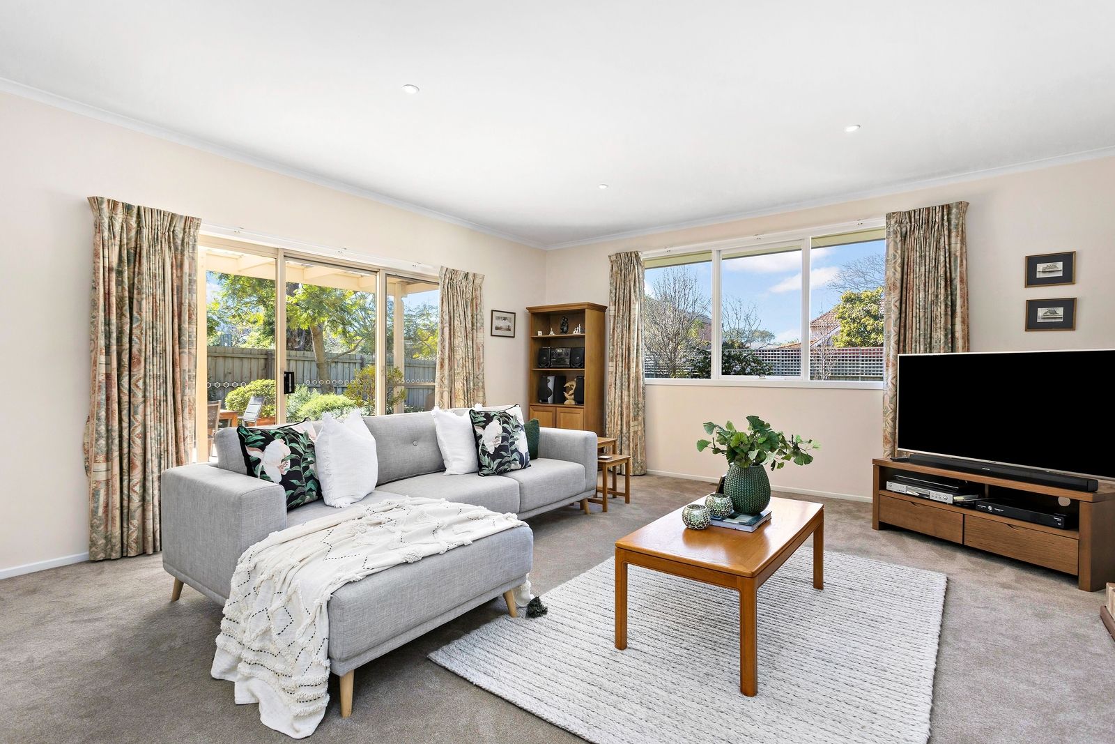 94 Tramway Parade, Beaumaris VIC 3193, Image 2