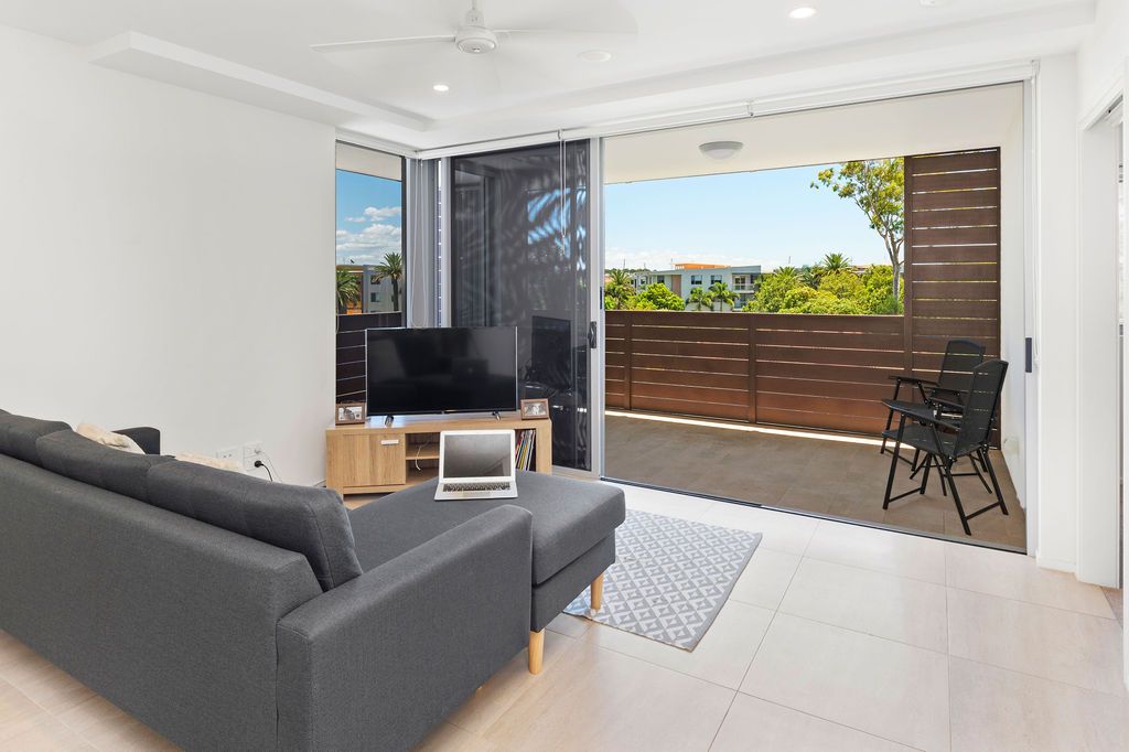 12/93 Sheehan Avenue, Hope Island QLD 4212, Image 2