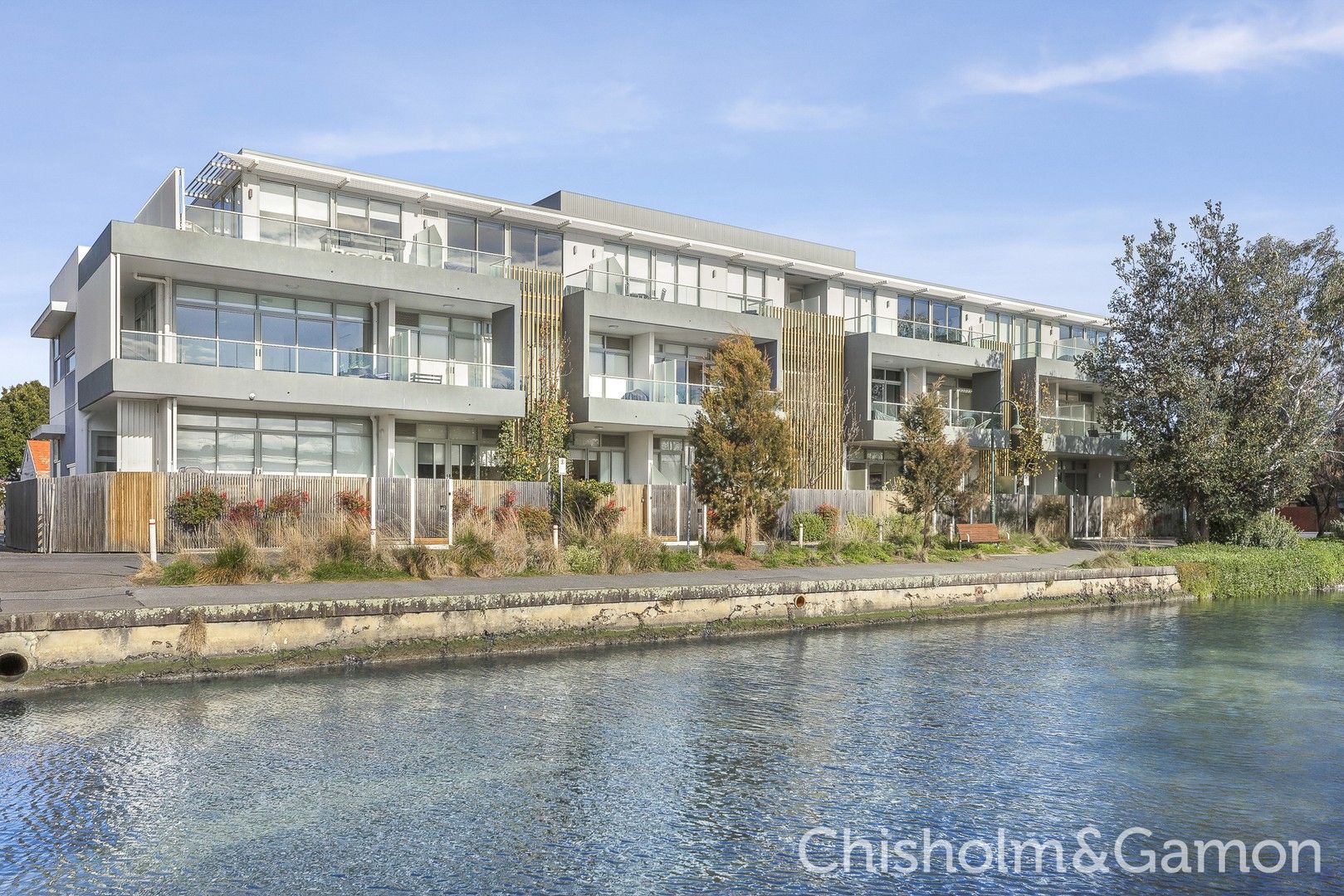2 bedrooms Apartment / Unit / Flat in 201/356 Barkly Street ELWOOD VIC, 3184