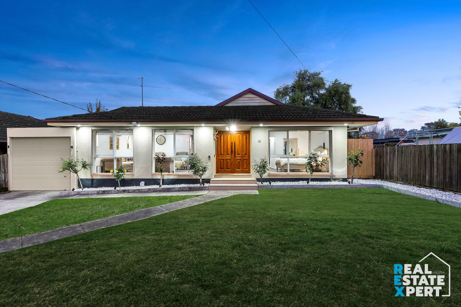 10 Hampton Drive, Hampton Park VIC 3976, Image 1