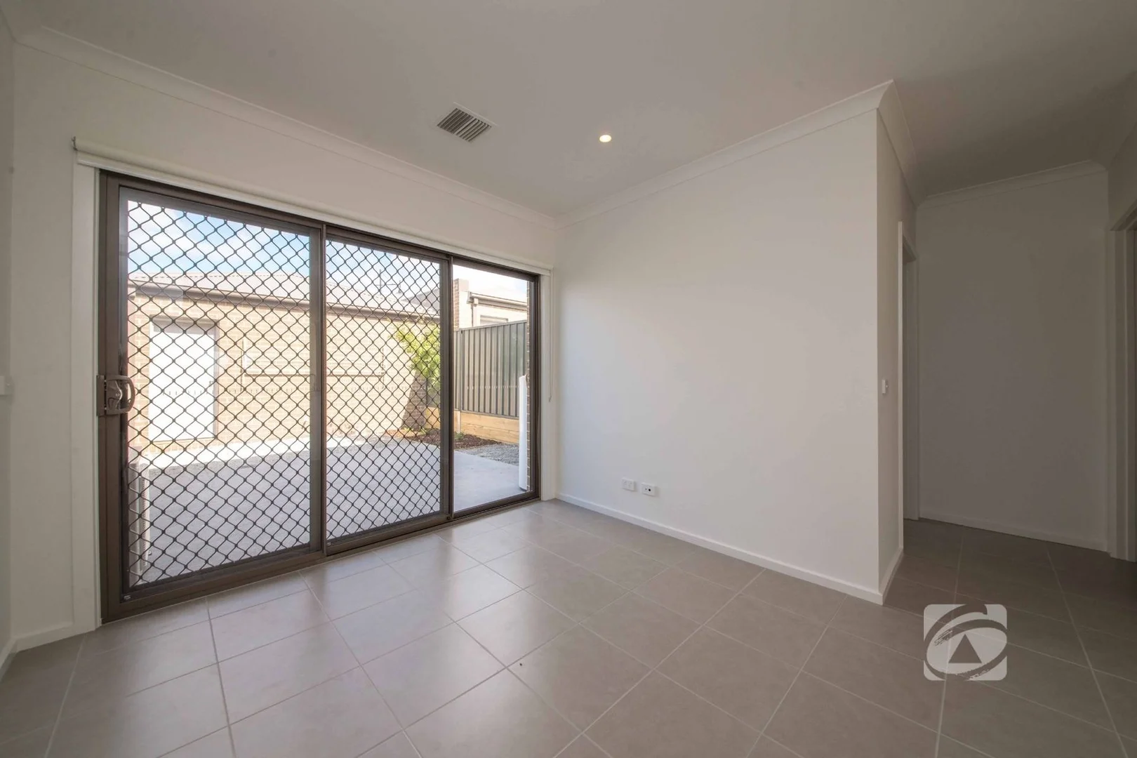 Additional image 7 of 37/23 Atlantic Drive, Pakenham VIC 3810