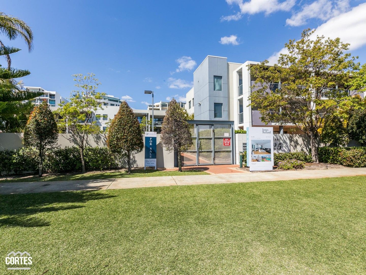 3 bedrooms Apartment / Unit / Flat in 3/25 Melville Parade SOUTH PERTH WA, 6151