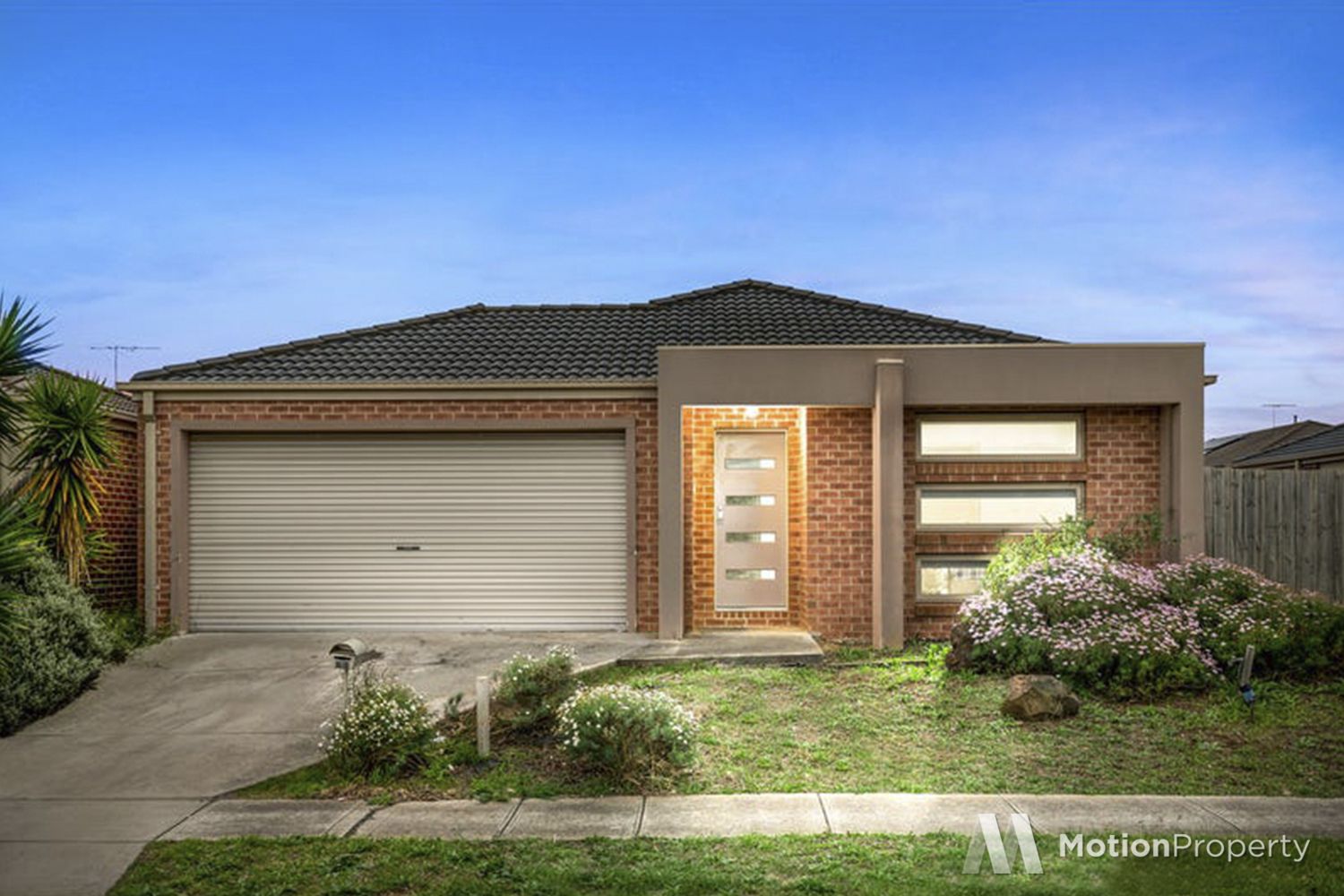 4 bedrooms House in 43 Lady Penrhyn Drive WYNDHAM VALE VIC, 3024