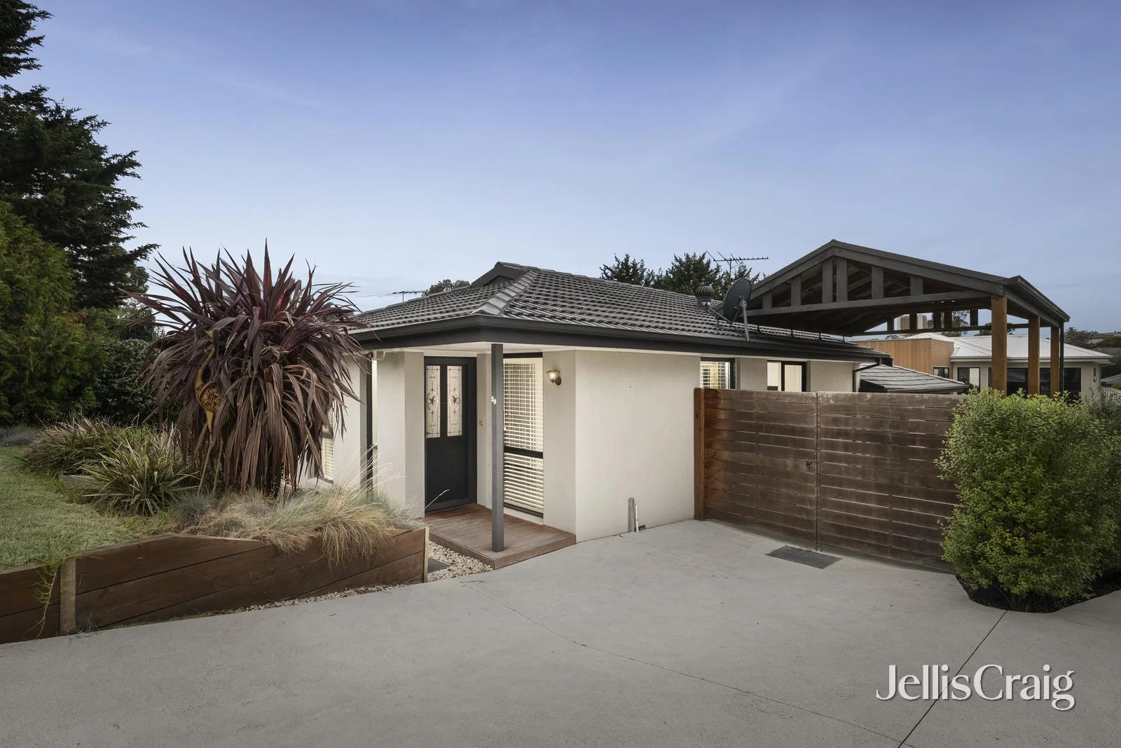 29 Rolling Hills Road, Chirnside Park VIC 3116