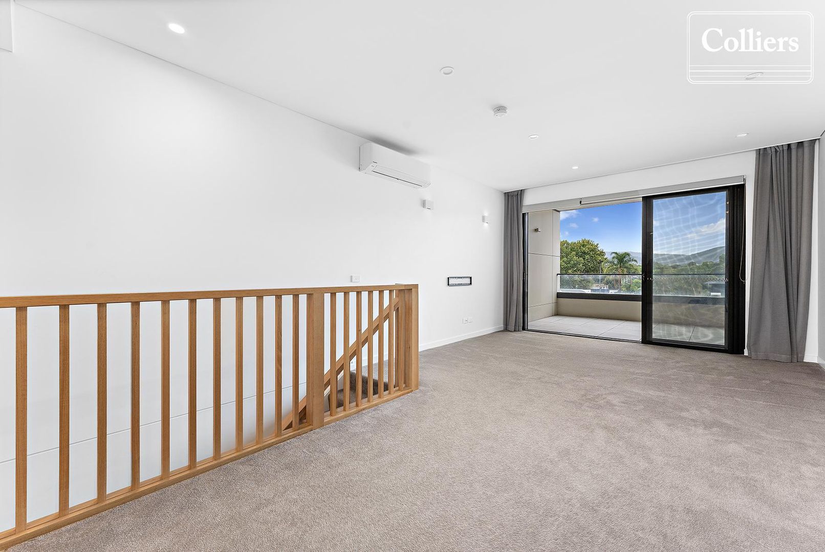 121/83 Campbell Street, Wollongong NSW 2500, Image 2