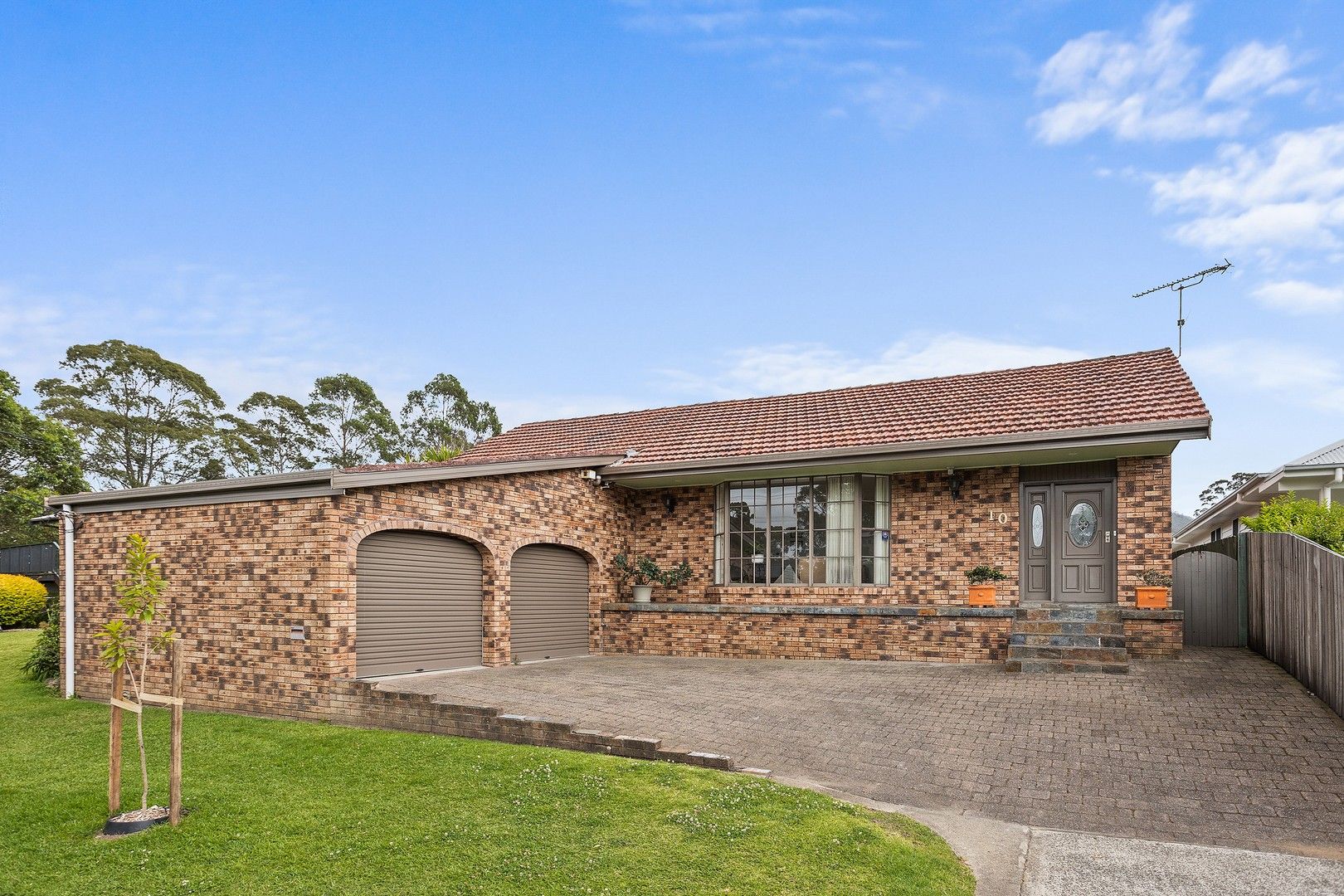 4 bedrooms House in 10 Uralba Street WEST WOLLONGONG NSW, 2500