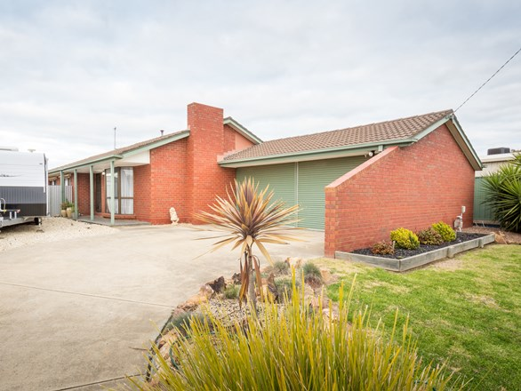 7 Banfield Avenue, Mooroopna VIC 3629