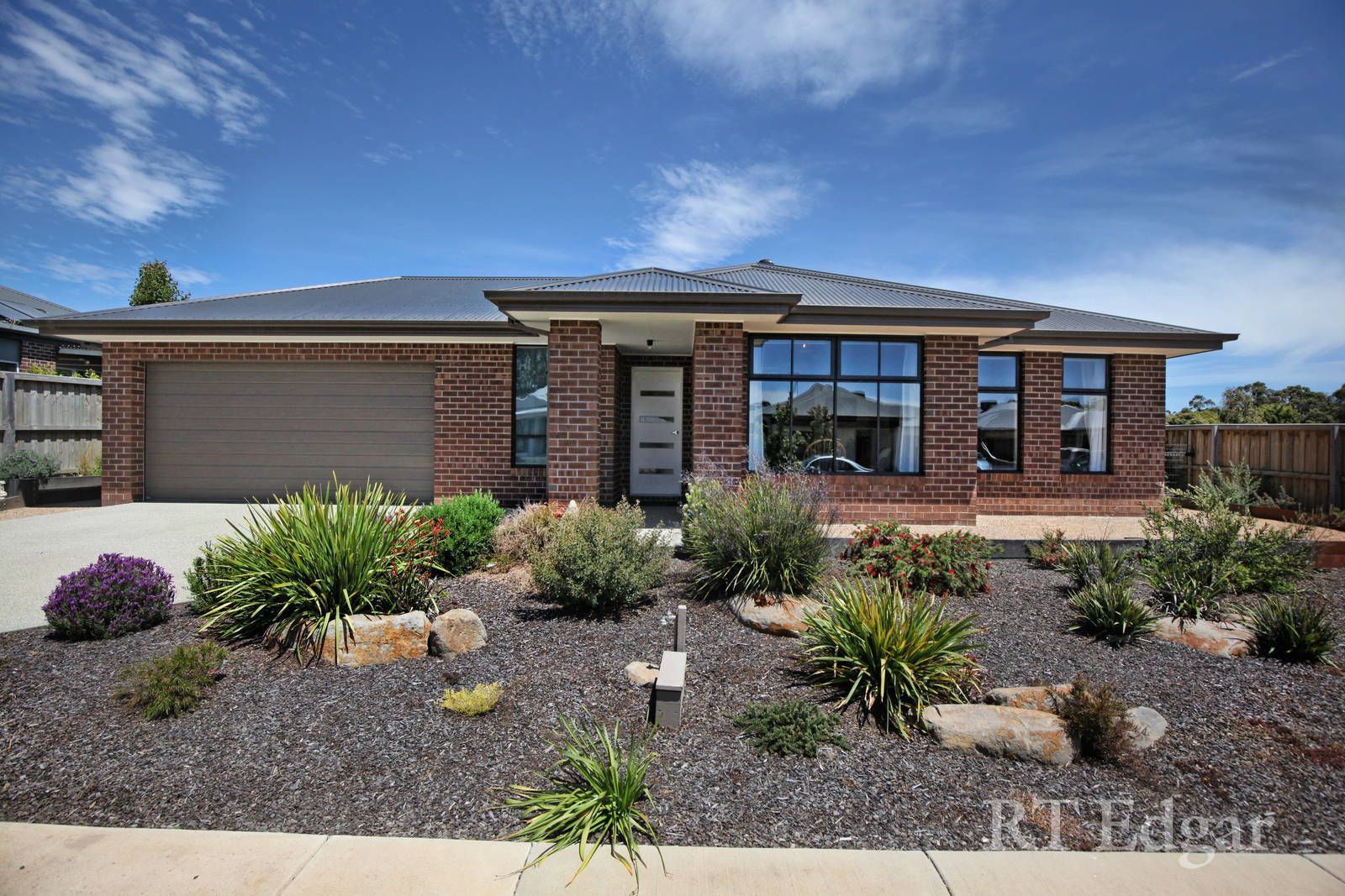 19 Beaumont Place, Woodend VIC 3442, Image 0