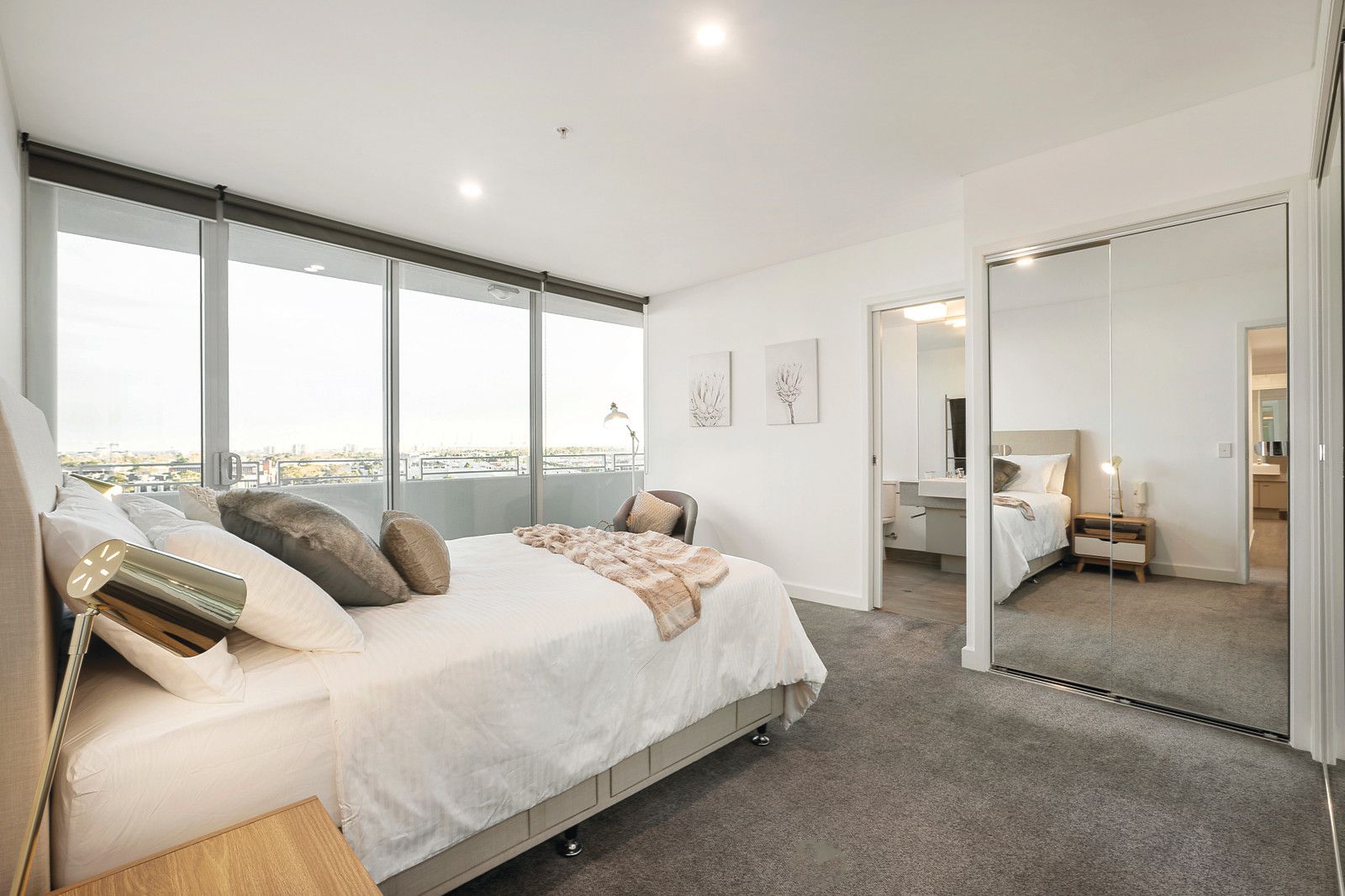 1004/80 Lorimer Street, Docklands VIC 3008, Image 2